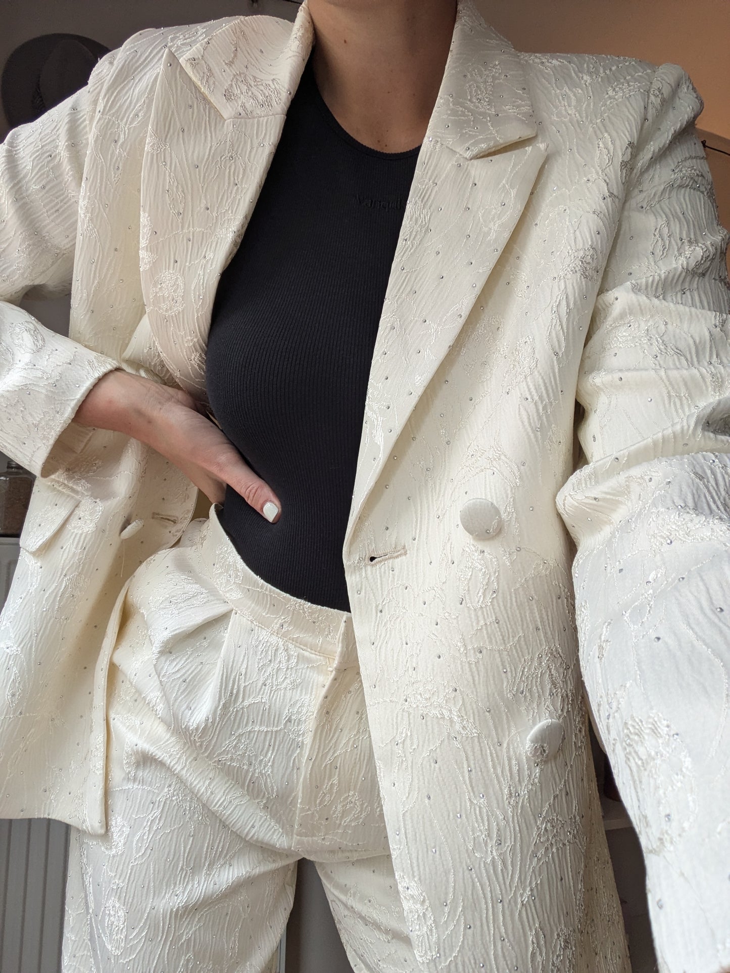 Costume Alexandra Neel blanc 
