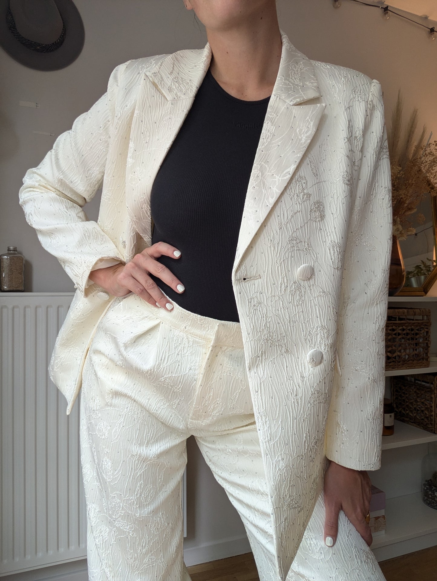 Costume Alexandra Neel blanc 
